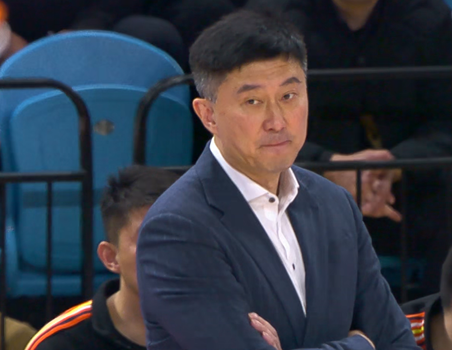 必一登录入口-破案了!广东队为何会输球?杜锋错信了2个人